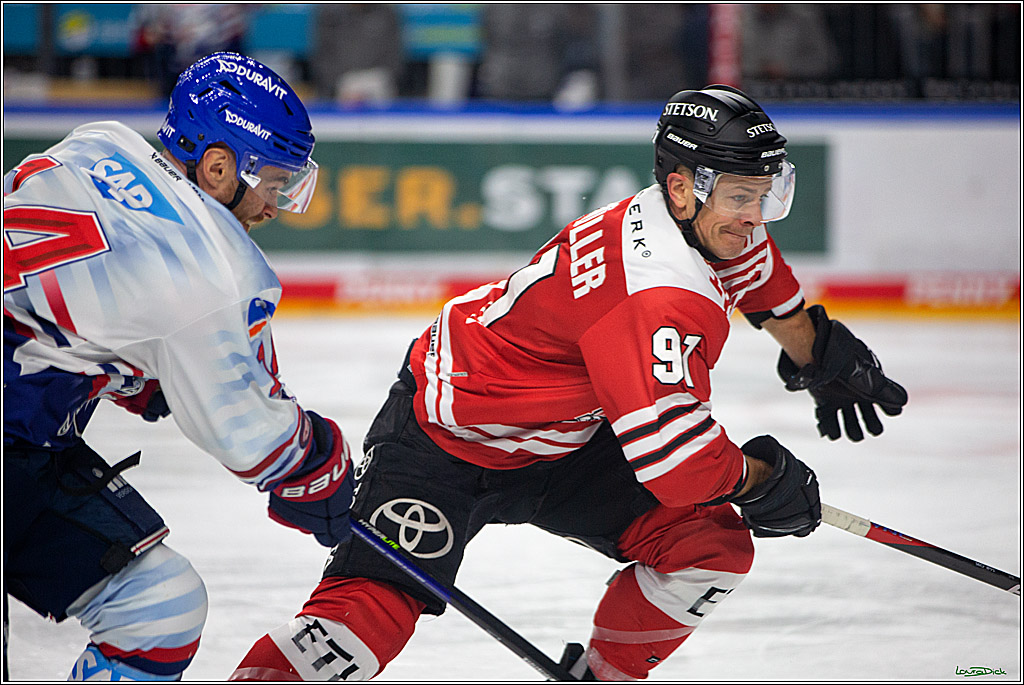 PENNY DEL; Koelner Haie- Adler Mannheim; Koeln, 04.11.2022
